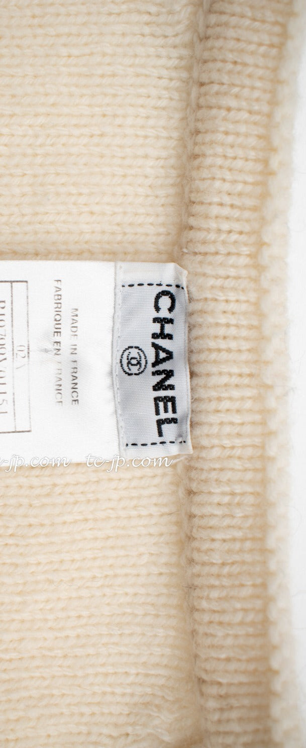 CHANEL 02A Black Grey ivory Creme wool Cardigan 38 シャネル  ブラック・グレー・アイボリークリーム・ウール カーディガン 即発