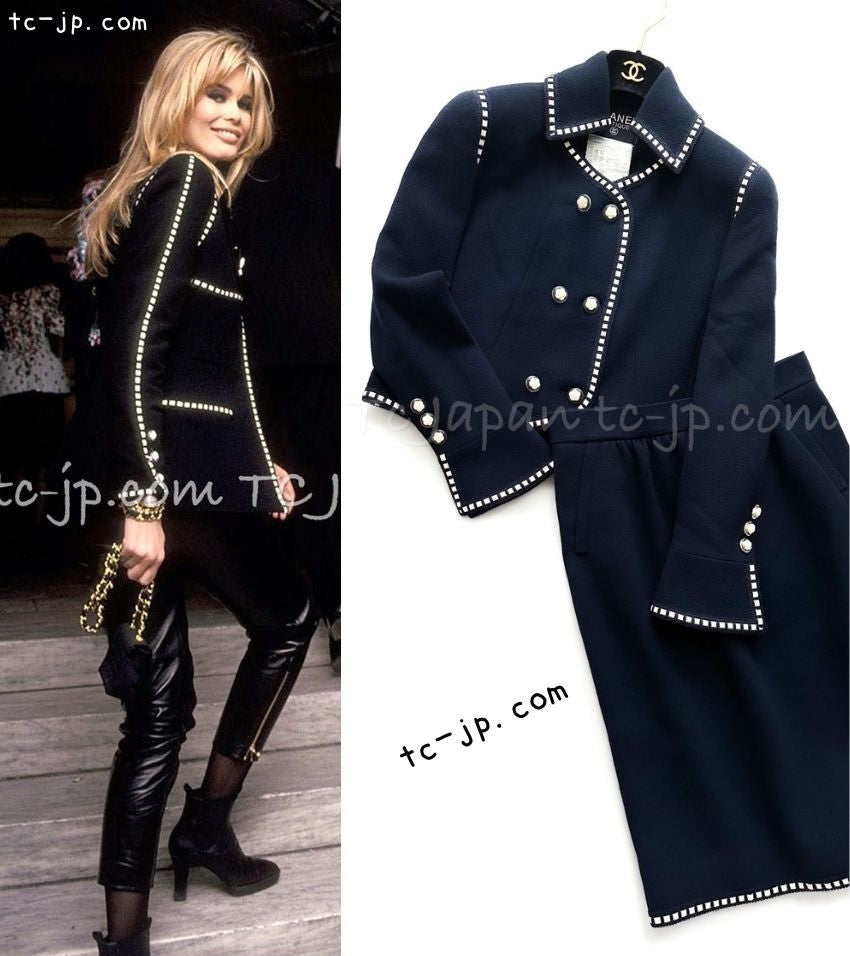 CHANEL 92S Vintage Navy White Trim Camellia Buttons Jacket Skirt Suit 38  シャネル ヴィンテージ ネイビー ホワイト トリム カメリアボタン ジャケット スカート スーツ 即発