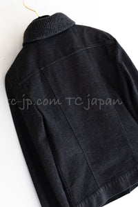 CHANEL 03A Dark Gray Cotton Denim KATE MOSS Knit Collar Front Zipper Jacket 38 シャネル ダーク グレー コットン デニム ニット 襟 フロント ジッパー ジャケット 即発