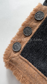 CHANEL 06A Charcoal Gray Camel Cashmere Tie Coat Cardigan 40 シャネル チャコールグレー  キャメル カシミア100% ベルト コート カーディガン 即発