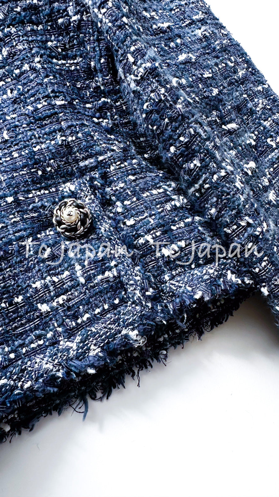 CHANEL 10S Blue Navy Metallic Pearl leather CC Button Tweed Jacket 42 シャネル  ネイビー パール レザー CC ボタン ルサージュ ツイード ジャケット 即発