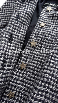 CHANEL 14PF Black Grey Mohair Light Long Coat With Soft real Fur 34 36 38 シャネル グレー ホワイト モヘア とっても軽くてふんわり暖か リアル ラム ファー付 ロング コート 即発