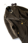 CHANEL 90's Vintage Olive Brown Cashmere 100 Gold CC Crown Button Cocoon Over Coat 38 40 42 44 シャネル ヴィンテージ オリーブ ブラウン カシミヤ100  ゴールド CC 王冠 ボタン コクーン オーバー コート 即発