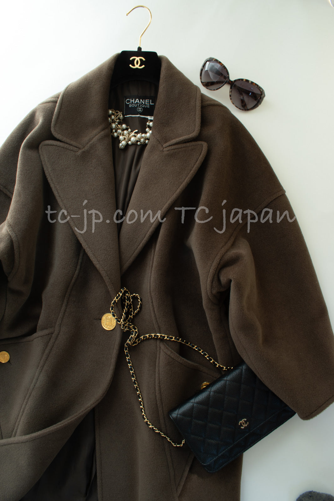 CHANEL 90's Vintage Olive Brown Cashmere 100 Gold CC Crown Button Cocoon  Over Coat 38 40 42 44 シャネル ヴィンテージ オリーブ ブラウン カシミヤ100 ゴールド CC 王冠 ボタン コクーン  オーバー ...