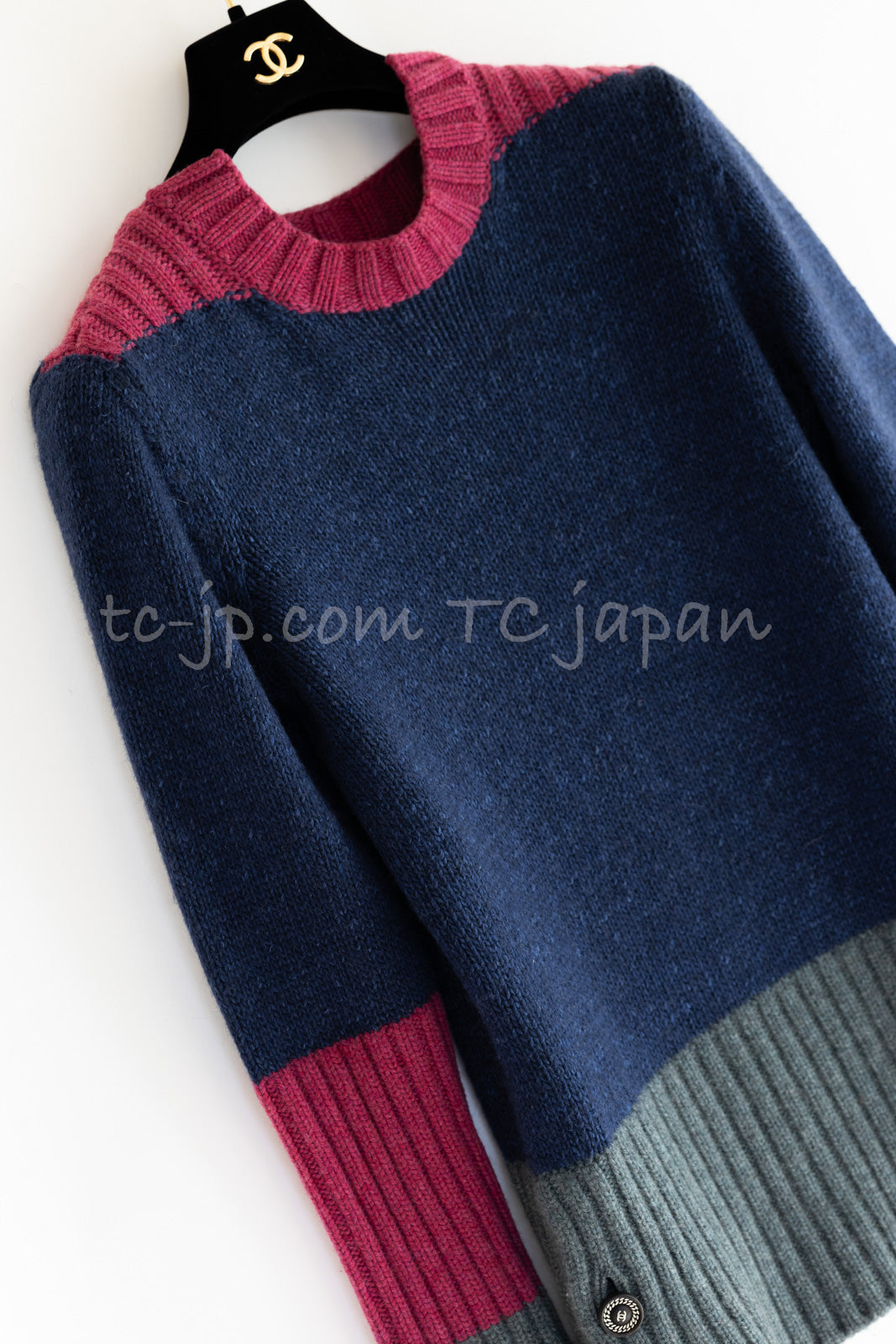 CHANEL 12A Navy Gray Pink Cashmere Wool Knit Sweater CC Logo Buttons 38  シャネル ネイビー グレー ピンク カシミヤ ウール モヘア ニット セーター ココマークボタン 即発