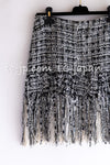CHANEL 04S Black White Wool Silk Cotton Fringe Lesage Tweed Skirt 36 シャネル ブラック ホワイト シルク コットン フリンジ ルサージュ ツイード スカート 即発