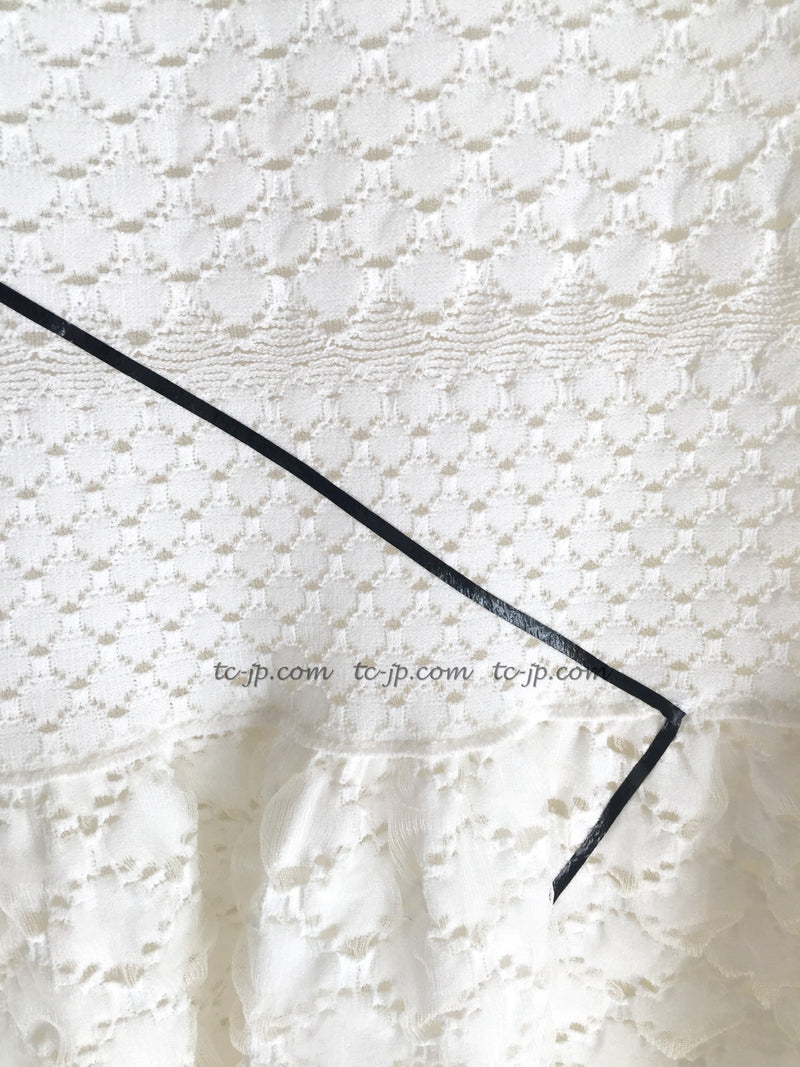 CHANEL 12S White Black Line Short Knit Dress 40 シャネル ホワイト・黒ライン・ニット ワンピース 即発