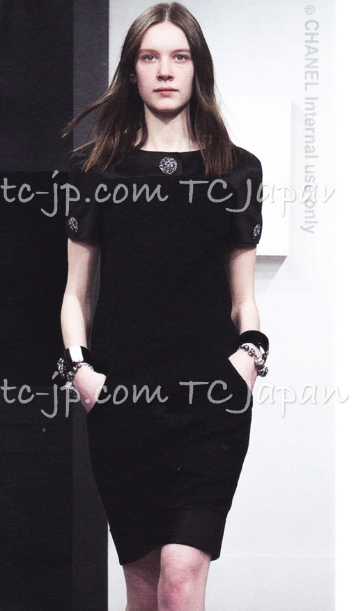 CHANEL 15B Black Wool Silk Tweed Dress 38 シャネル ブラック・ウール・シルク・ツイード・ワンピース