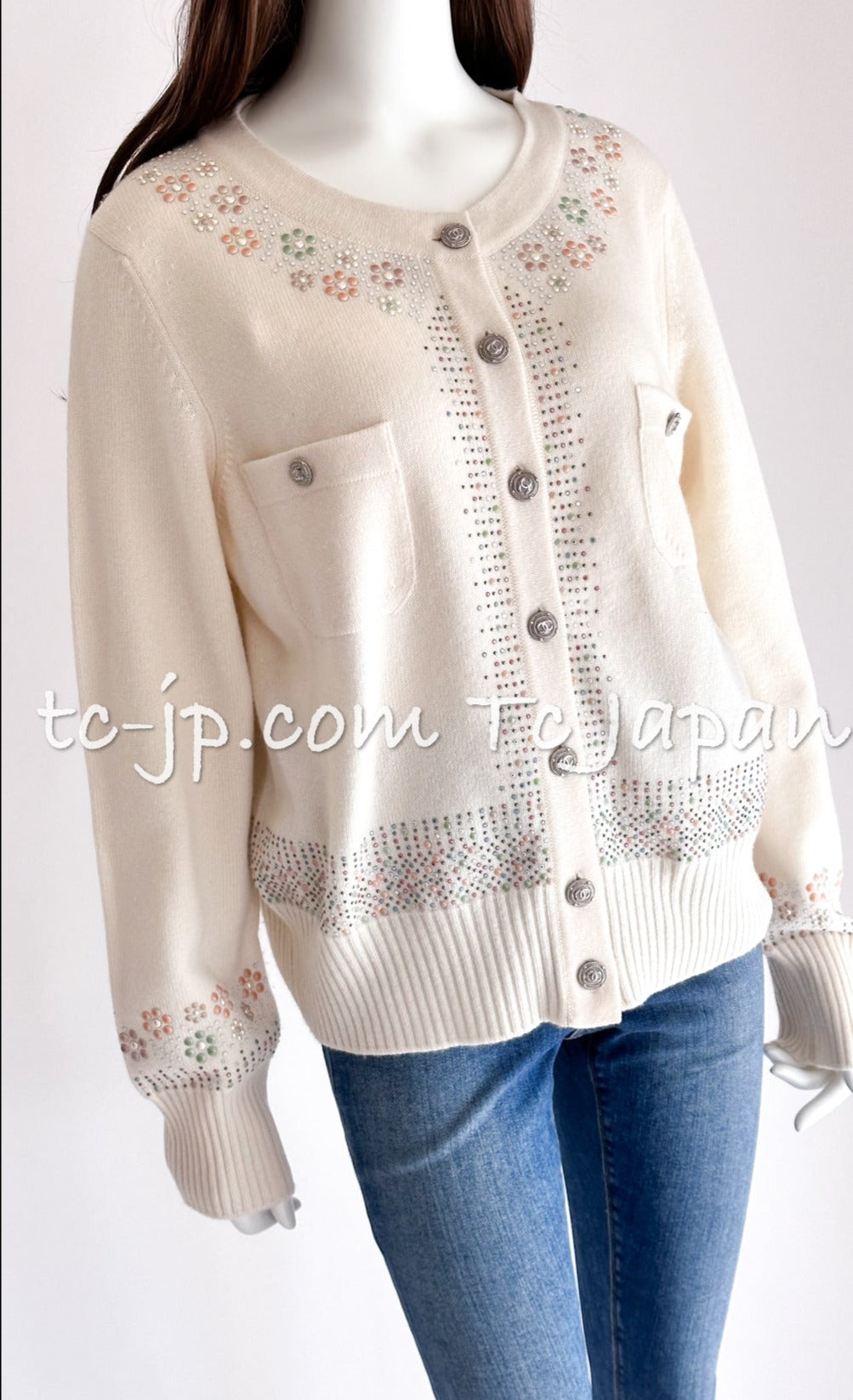 CHANEL 12C Cashmere 100% Swarovski Sweater Cardigan 34 36 38 44 46 シャネル  スワロフスキー カシミア・セーター カーディガン 即発