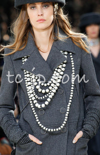 CHANEL 16A Gray Wool Double Coat 34  シャネル グレー・メルトン ウール・ダブル・コート 即発