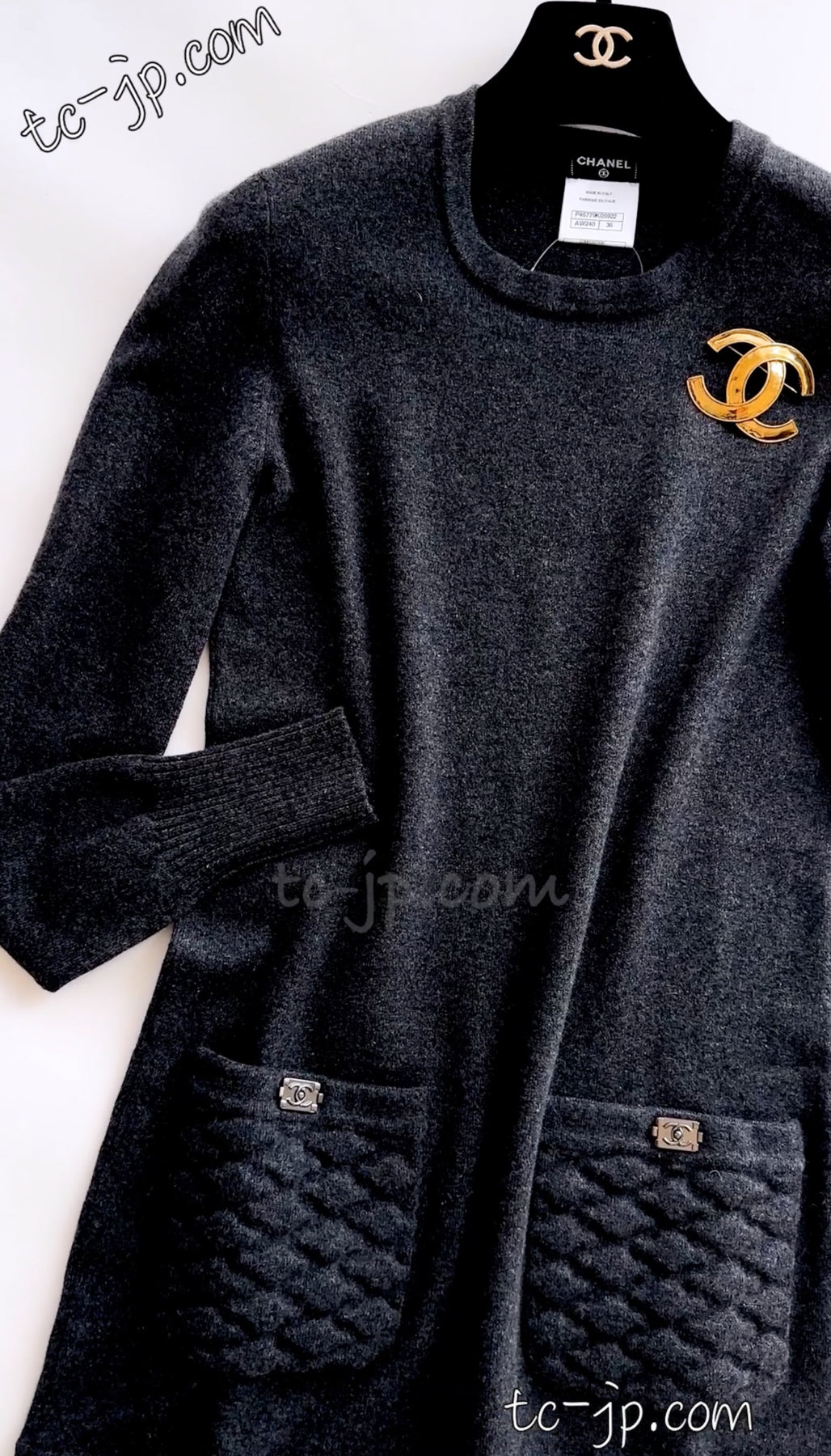 CHANEL 13A Black or Charcoal Grey Cashmere Pocket Dress 36 シャネル ブラック・チャコールグレー・カシミア・ワンピース 即発 - TC JAPAN