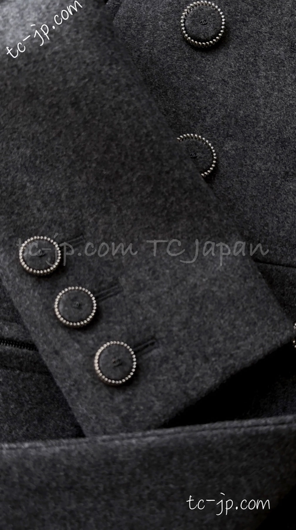 CHANEL 16A Gray Wool Double Coat 34  シャネル グレー・メルトン ウール・ダブル・コート 即発