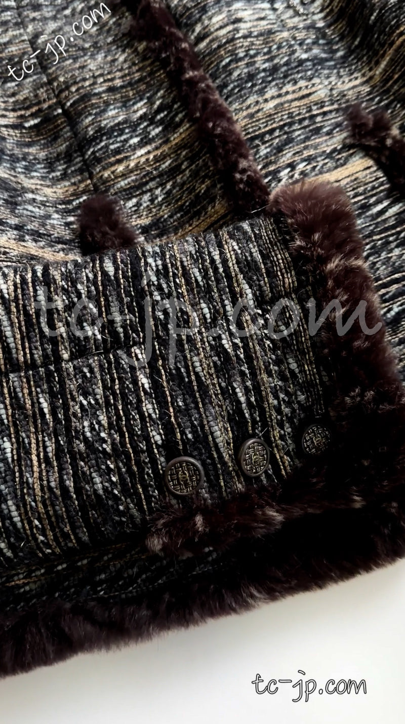 CHANEL 05A Black Charcoal Rabbit Fur trim Jacket Skirt Suit 38 42 シャネル ブラック・チャコール グレー・ラビット ファー ・ジャケット・スカート・スーツ 即発