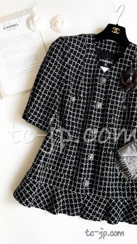 CHANEL 12S Black Ivory Metallic Tweed Jacket 40 42 シャネル ブラック・アイボリー・メタリック・ツイード・ジャケット