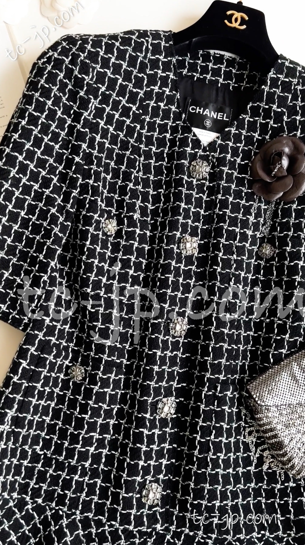 CHANEL 12S Black Ivory Metallic Tweed Jacket 40 42 シャネル ブラック・アイボリー・メタリック・ツイード・ジャケット
