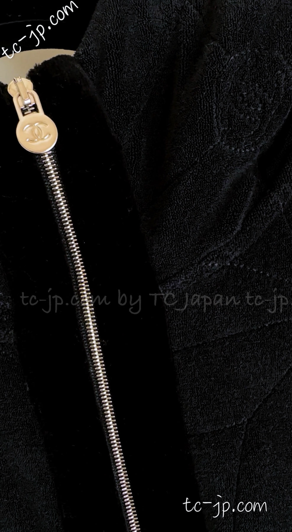 CHANEL 15B Black CC Logo Zip Hoodie Tops 36 38 40 シャネル ブラック・CCロゴ・パイルジップ・パーカー