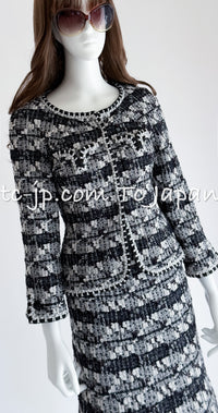 CHANEL 06C Black White Tweed Jacket Skirt Suit 36 38 シャネル ブラック・ホワイト・ツイード・ジャケット・スカート・スーツ 即発