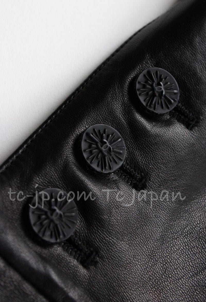 CHANEL 04PF Black Lambskin Leather Jacket Skirt 38 シャネル ラムスキン・レザー・ジャケット・スカート 即発 - TC JAPAN