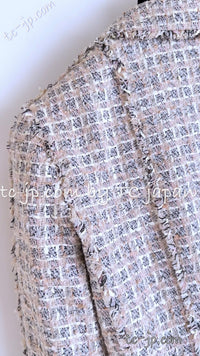 CHANEL 04S Beige Mix Tweed Jacket 36 シャネル ベージュ・ミックス・ツイード・スペイン王妃のジャケット 即発