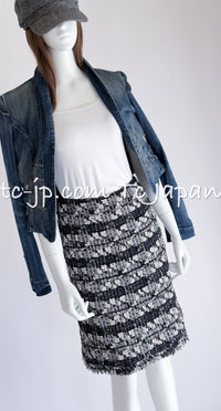 CHANEL 06C Black White Tweed Jacket Skirt Suit 36 38 シャネル ブラック・ホワイト・ツイード・ジャケット・スカート・スーツ 即発
