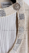 CHANEL 12PF Paris Bombay Ivory Silver Dress 34 シャネル アイボリー・シルバー・ツイード・ワンピース 即発 - TC JAPAN