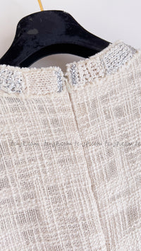 CHANEL 12PF Paris Bombay Ivory Silver Dress 34 シャネル アイボリー・シルバー・ツイード・ワンピース 即発 - TC JAPAN