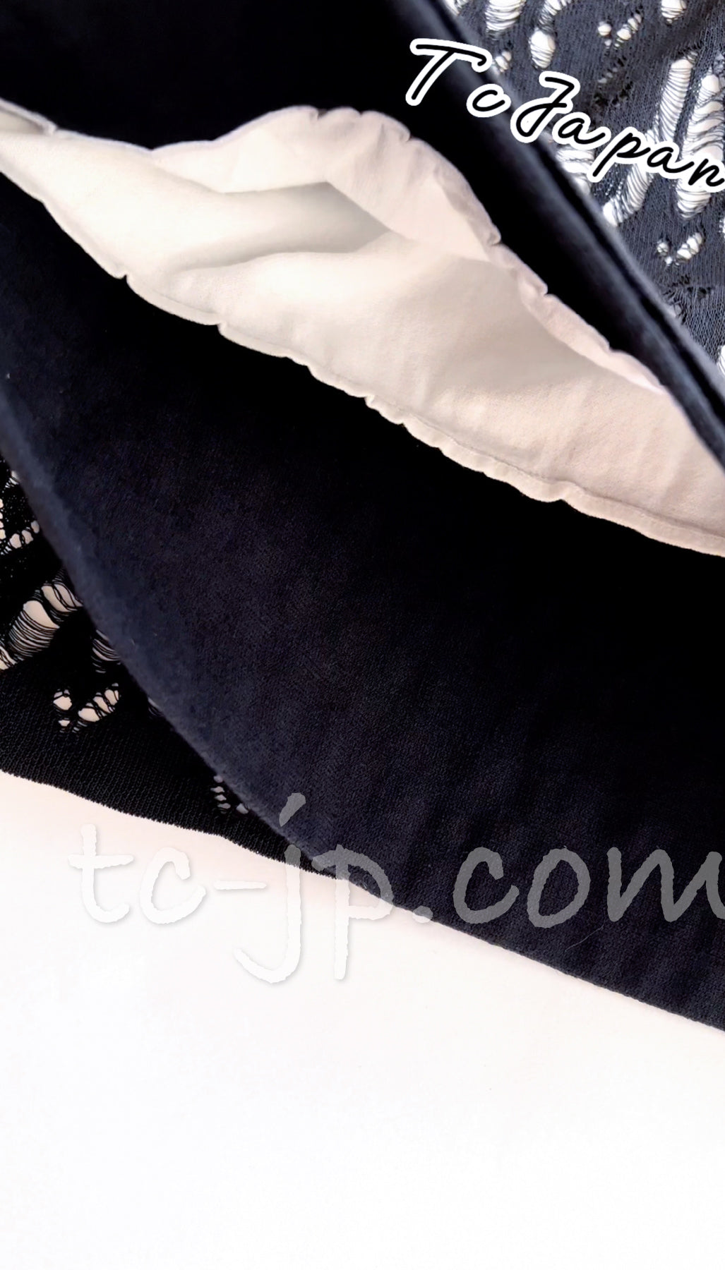 CHANEL 12S White Black Knit Dress 40 シャネル ホワイト・ブラック・ワンピース 即発