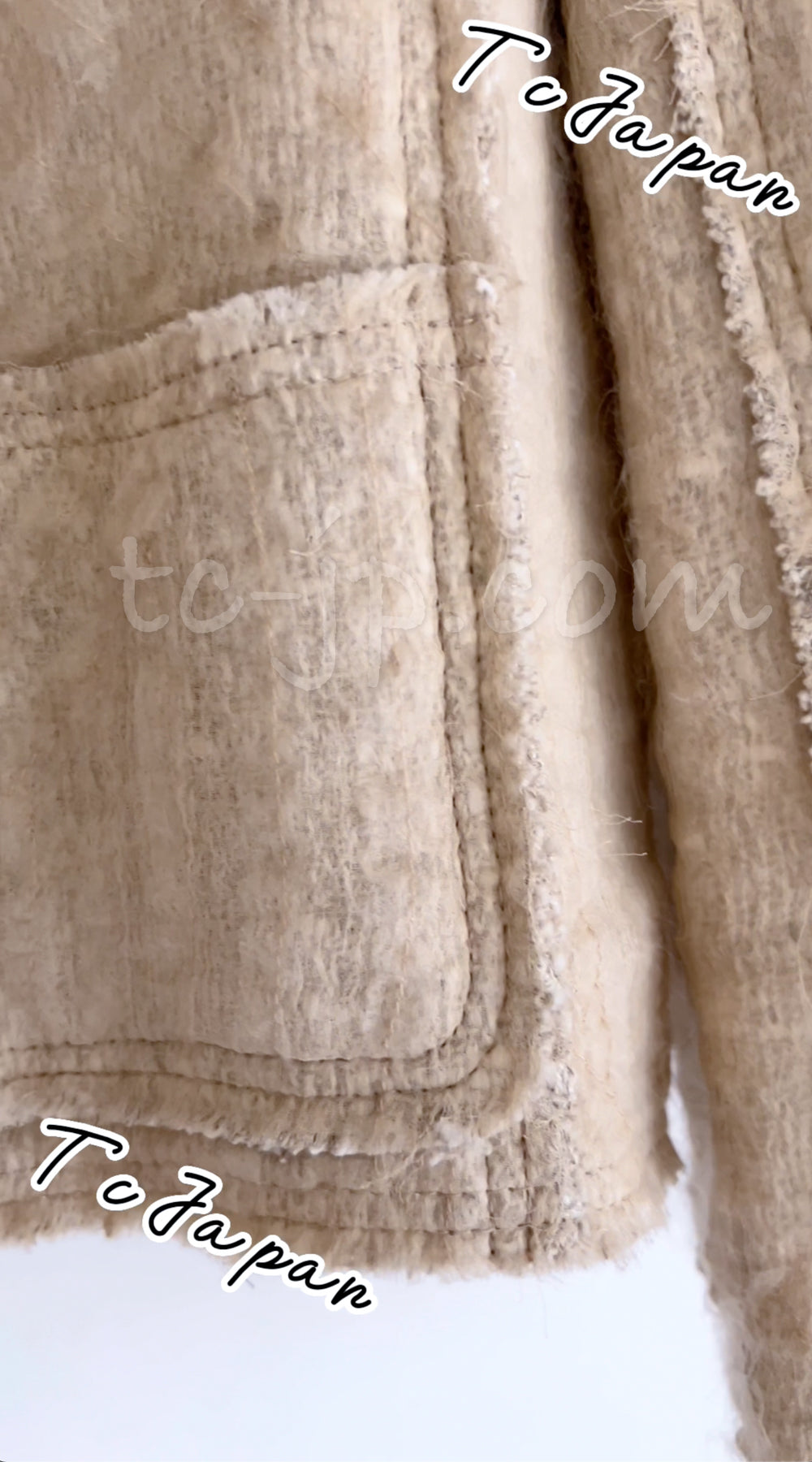 CHANEL 03S Beige Silk Cropped Cardigan Jacket 36 38 シャネル ベージュ・シルク・クロップド・カーディガン・ジャケット 即発