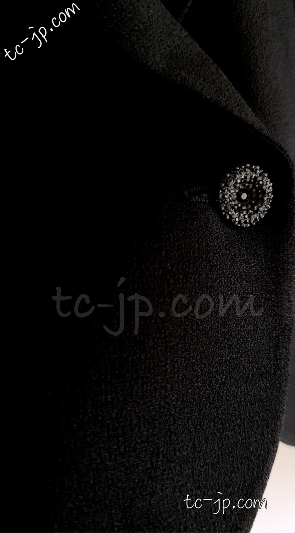 CHANEL 02C Dark Navy Black Two-Piece Swarovski Button Jacket Skirt Suit 40 シャネル 濃紺 ブラック・スワロフスキーボタン ジャケット・スカート・スーツ