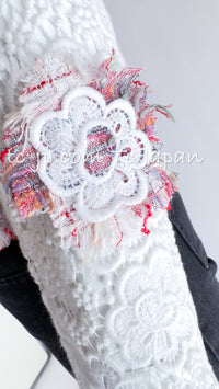 CHANEL 04S White Multicolor Camellia Cardigan Jacket Skirt Setup 36 シャネル ホワイト・マルチカラー・カメリア・カーディガン・スカート 即発