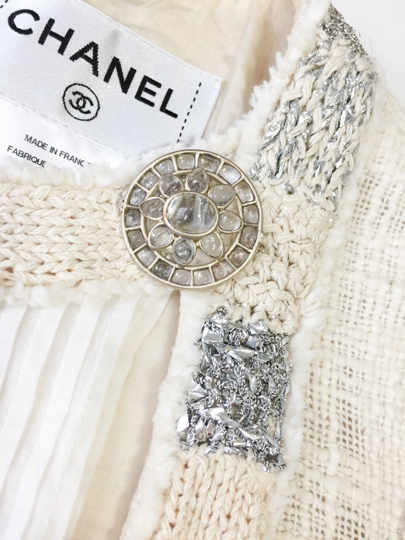CHANEL 12PF Paris Bombay Ivory Silver Dress 34 シャネル アイボリー・シルバー・ツイード・ワンピース 即発 - TC JAPAN
