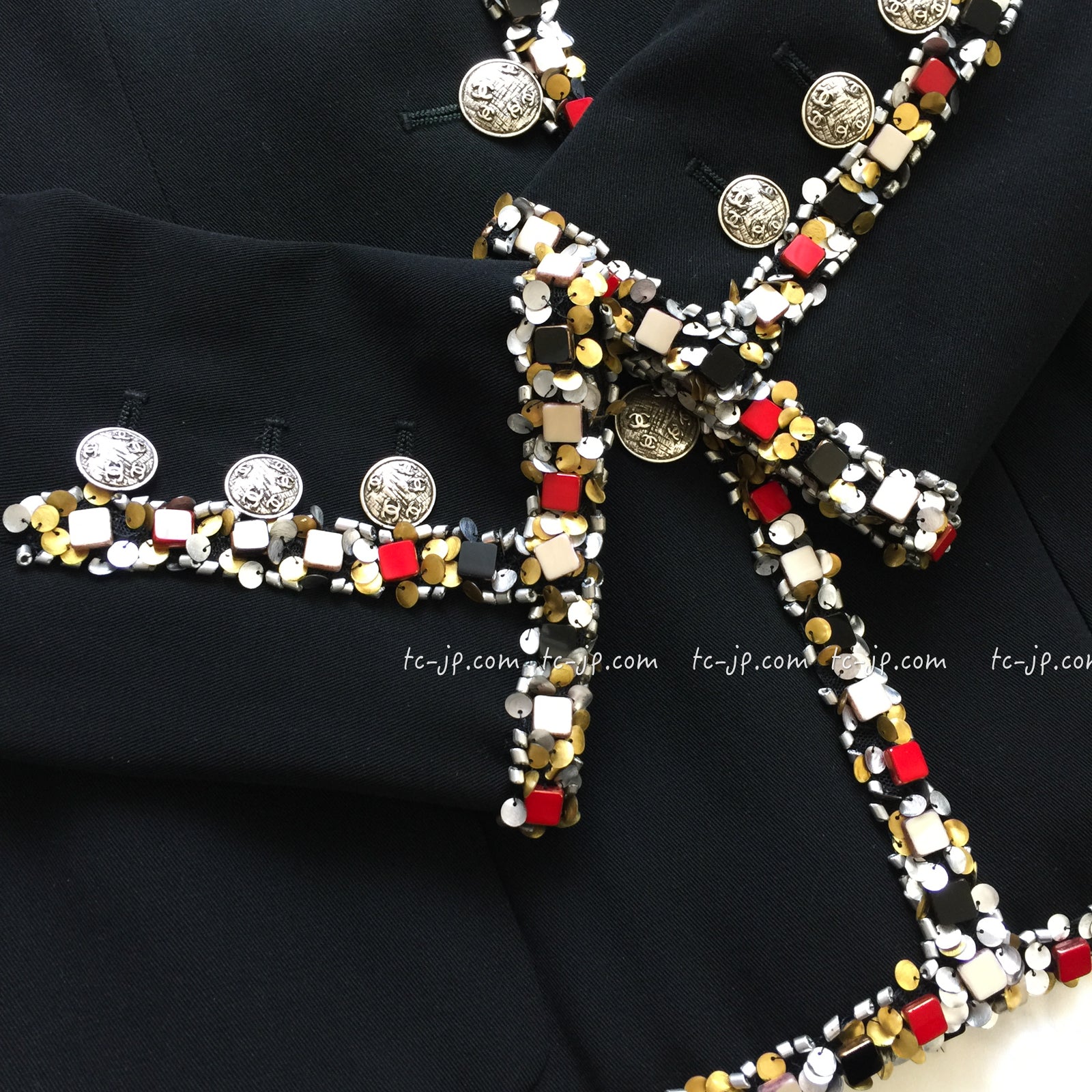CHANEL 05C Black Wool Beads Trim Jacket Collectors 36 38 シャネル ミランダ・カー着 ビジュー付・ブラック・ ジャケット 即発 - TC JAPAN
