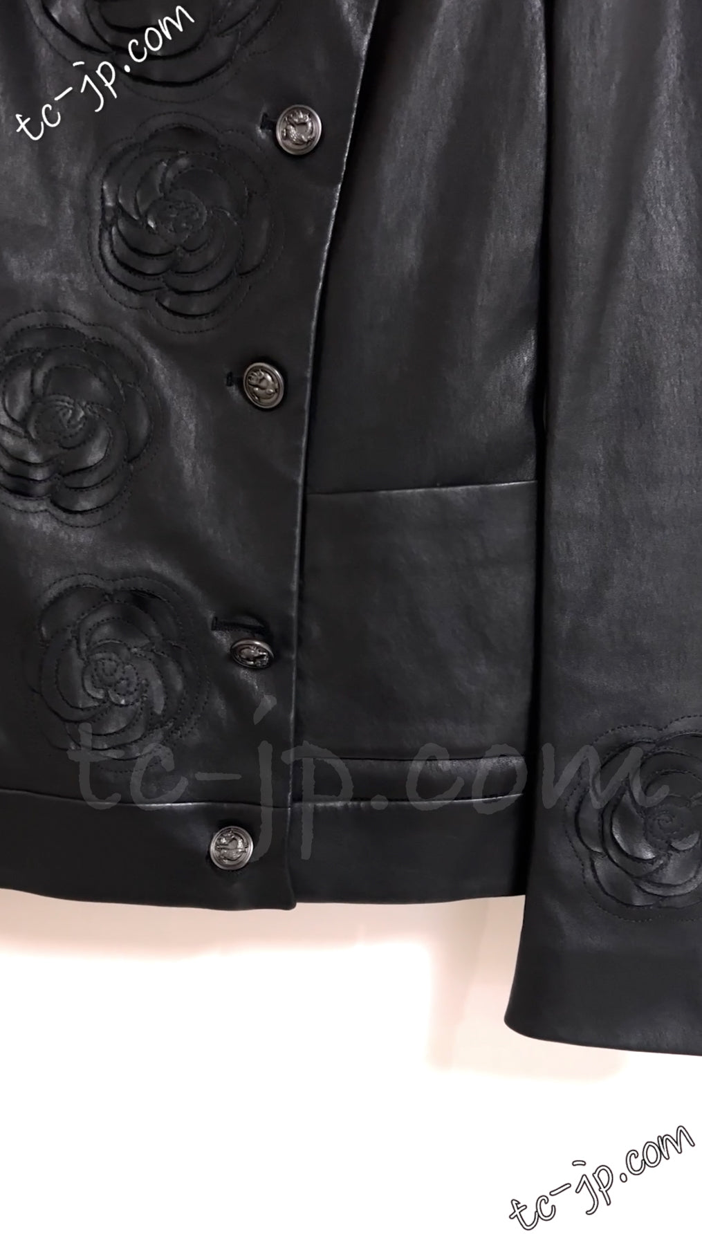 CHANEL 10PF Black Camelia Leather Jacket 34 36 シャネル ブラック カメリア柄 ラム・レザー・ジャケット  即発