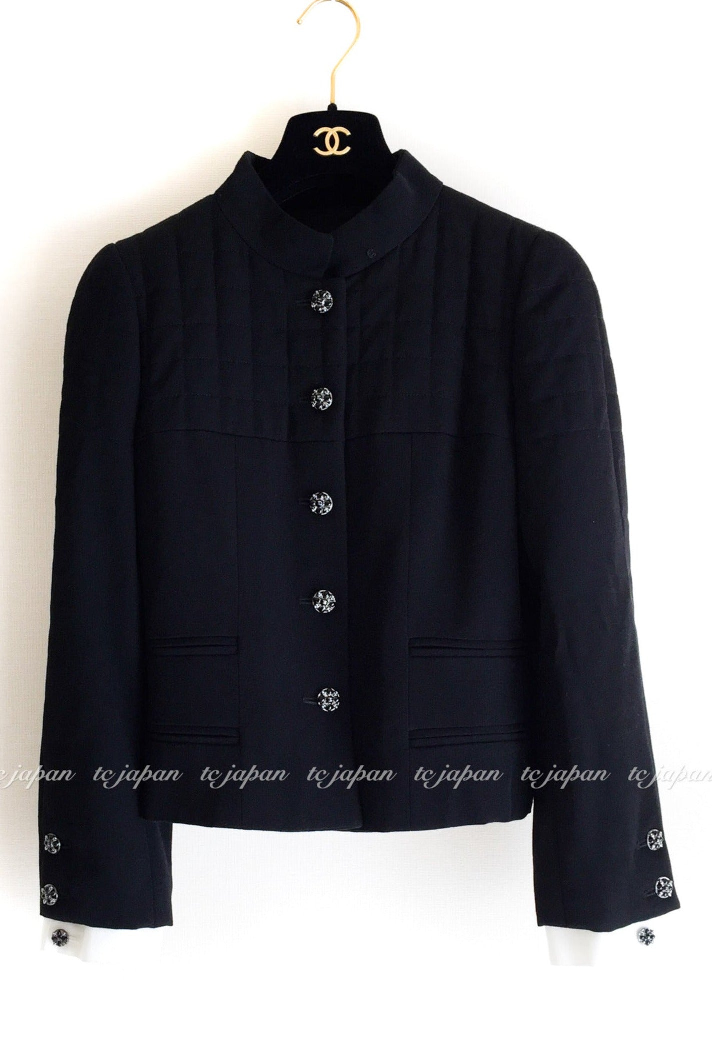 シャネル ブラック・ウール・ジャケット CHANEL 06PF Black Wool Jacket – TC JAPAN