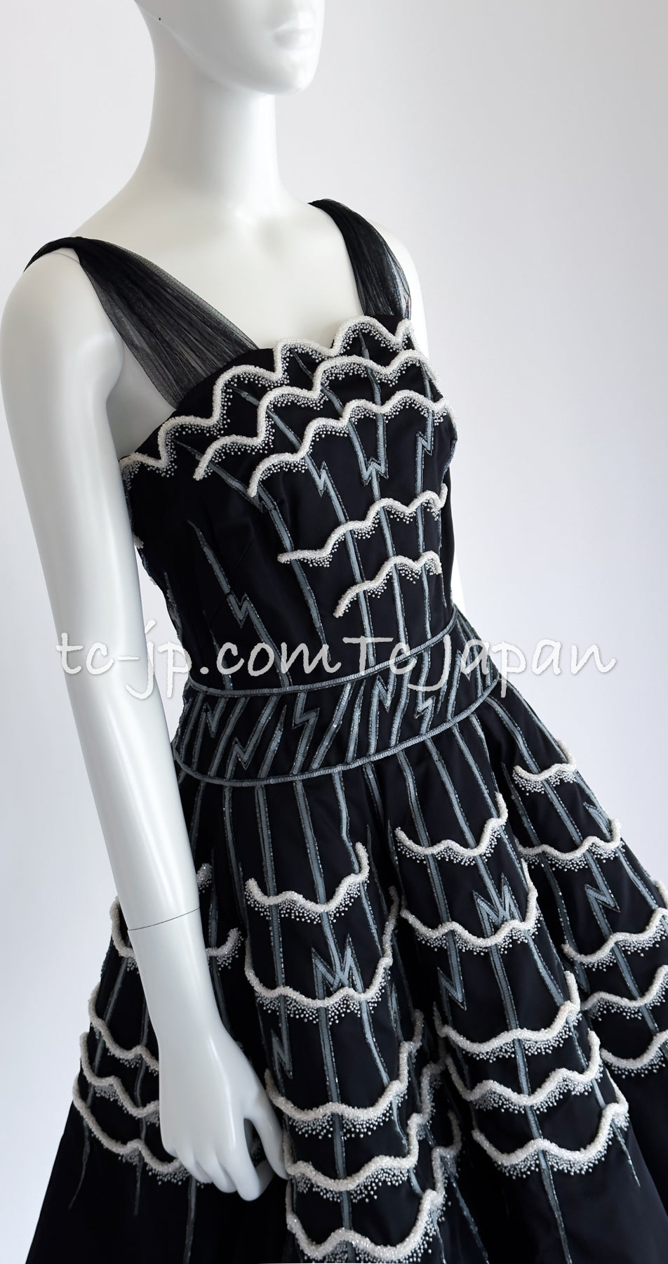 CHANEL 06S Black Peticoat Beads Sequins Silk Dress 34 シャネル ブラック・豪華装飾・ビーズ・オートクチュール技法・女優ドレス・シルク・ワンピース