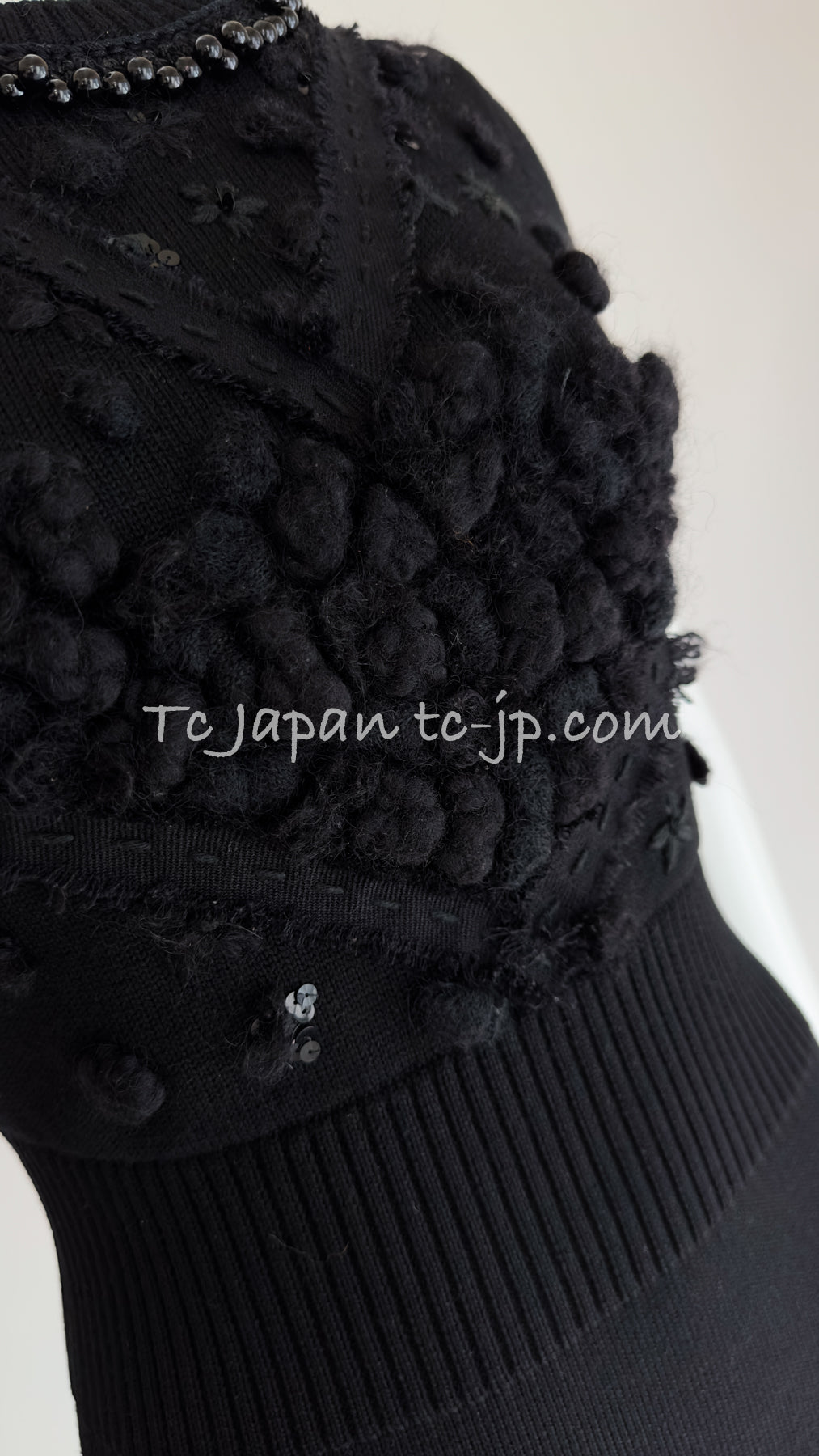 シャネル ブラック・ビジュー装飾・ウール・ワンピース CHANEL