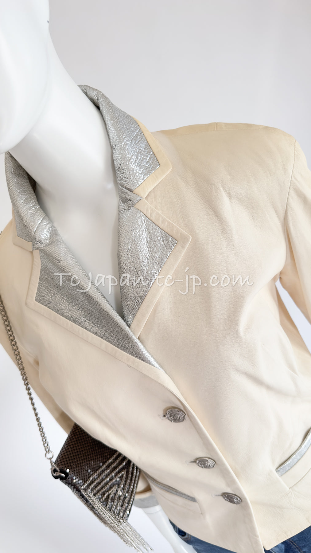 シャネル アイボリー・レザー・ジャケット Chanel 12C ivory