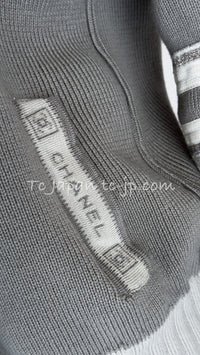 CHANEL 04A Light Gray Zip Up Knit Blouson Tops Cardigan Jacket 38 シャネル ライトグレー・ジップアップ・ニット・ブルゾン・トップス・ジッパー/カーディガン 即発