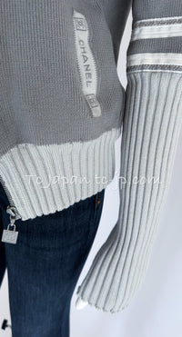 CHANEL 04A Light Gray Zip Up Knit Blouson Tops Cardigan Jacket 38 シャネル ライトグレー・ジップアップ・ニット・ブルゾン・トップス・ジッパー/カーディガン 即発