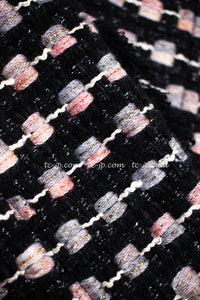 CHANEL 06A Black Metallic Multicolor Tweed Jacket Skirt 34 シャネル ブラック・メタリック・ツイード・ジャケット・スカート