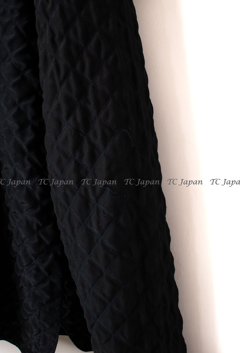 CHANEL 15B Black Navy Silk Quilted Cardigan 36 38 シャネル ブラック・ネイビー・マトラッセ・シルク・カーディガン