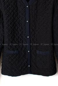 CHANEL 15B Black Navy Silk Quilted Cardigan 36 38 シャネル ブラック・ネイビー・マトラッセ・シルク・カーディガン