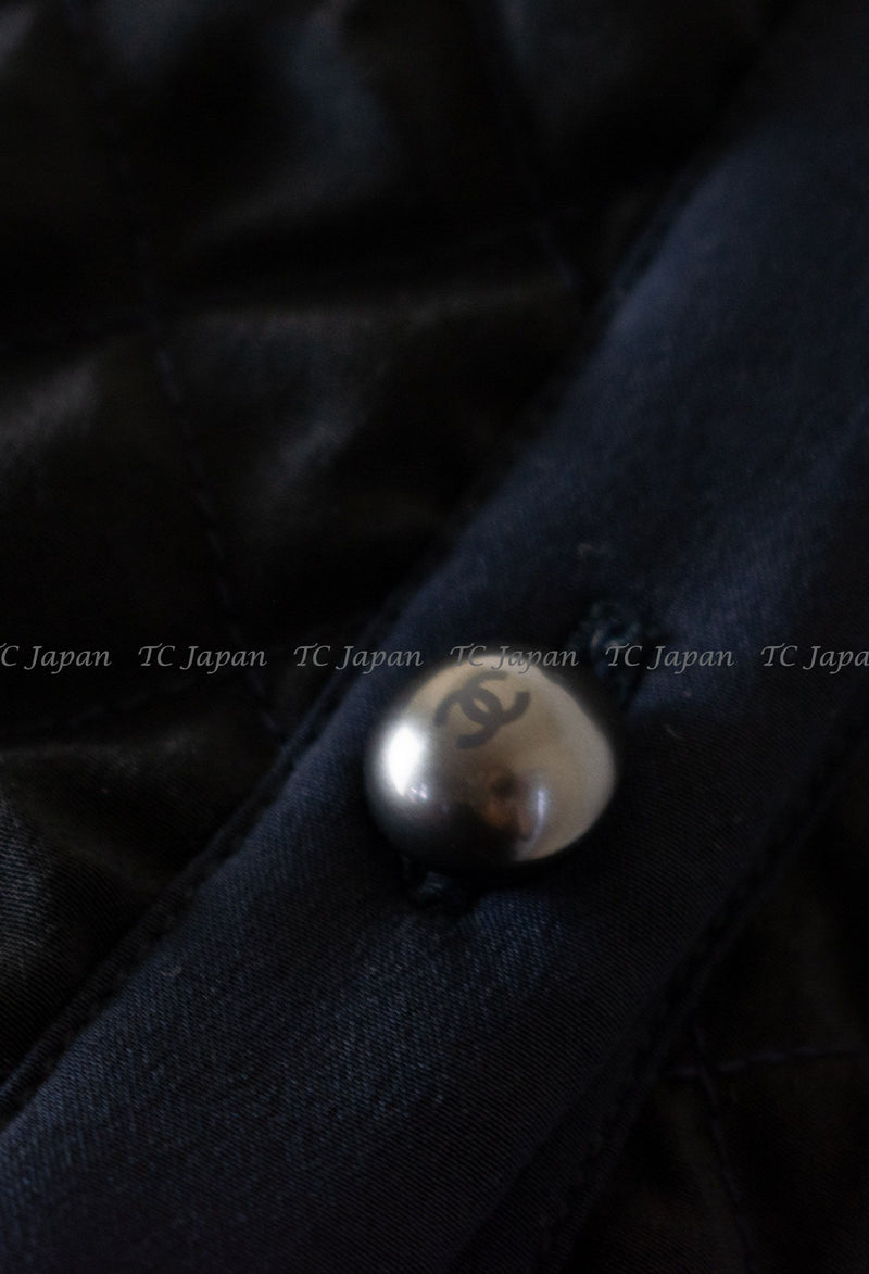 CHANEL 15B Black Navy Silk Quilted Cardigan 36 38 シャネル ブラック・ネイビー・マトラッセ・シルク・カーディガン